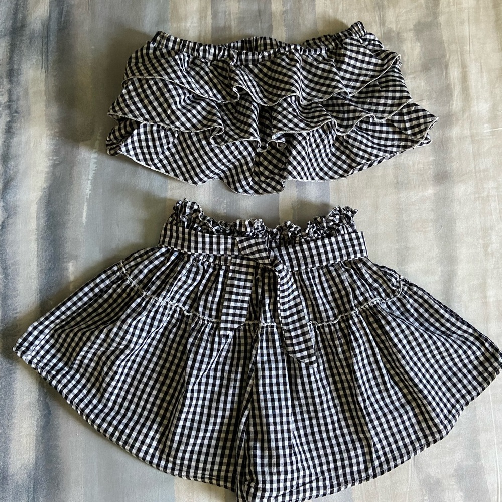 Two Piece Set - Picture 3 of 6
